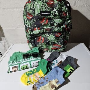 Mine Craft new back pack With Accesories